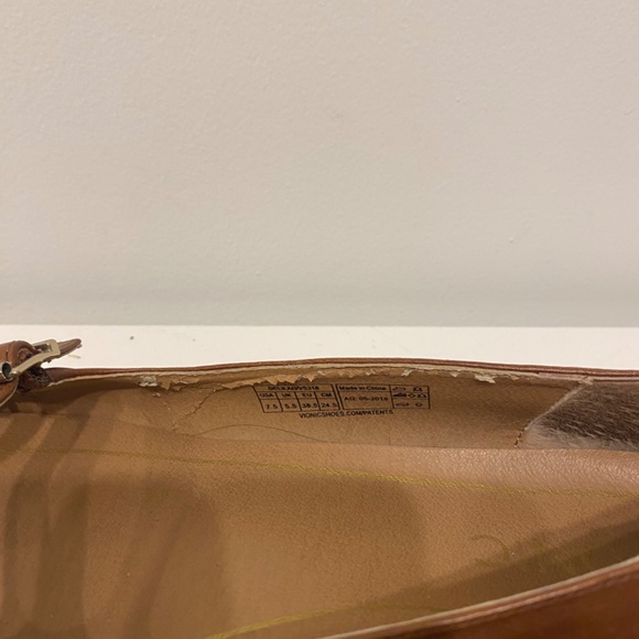 Vionic Delilah Adjustable Strap Mocha Pointed Toe Work Flat Size 7.5 - Picture 8 of 10